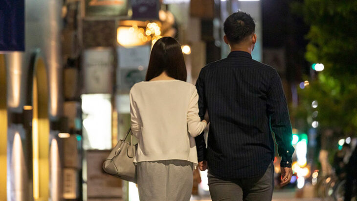 浮気現場のイメージ